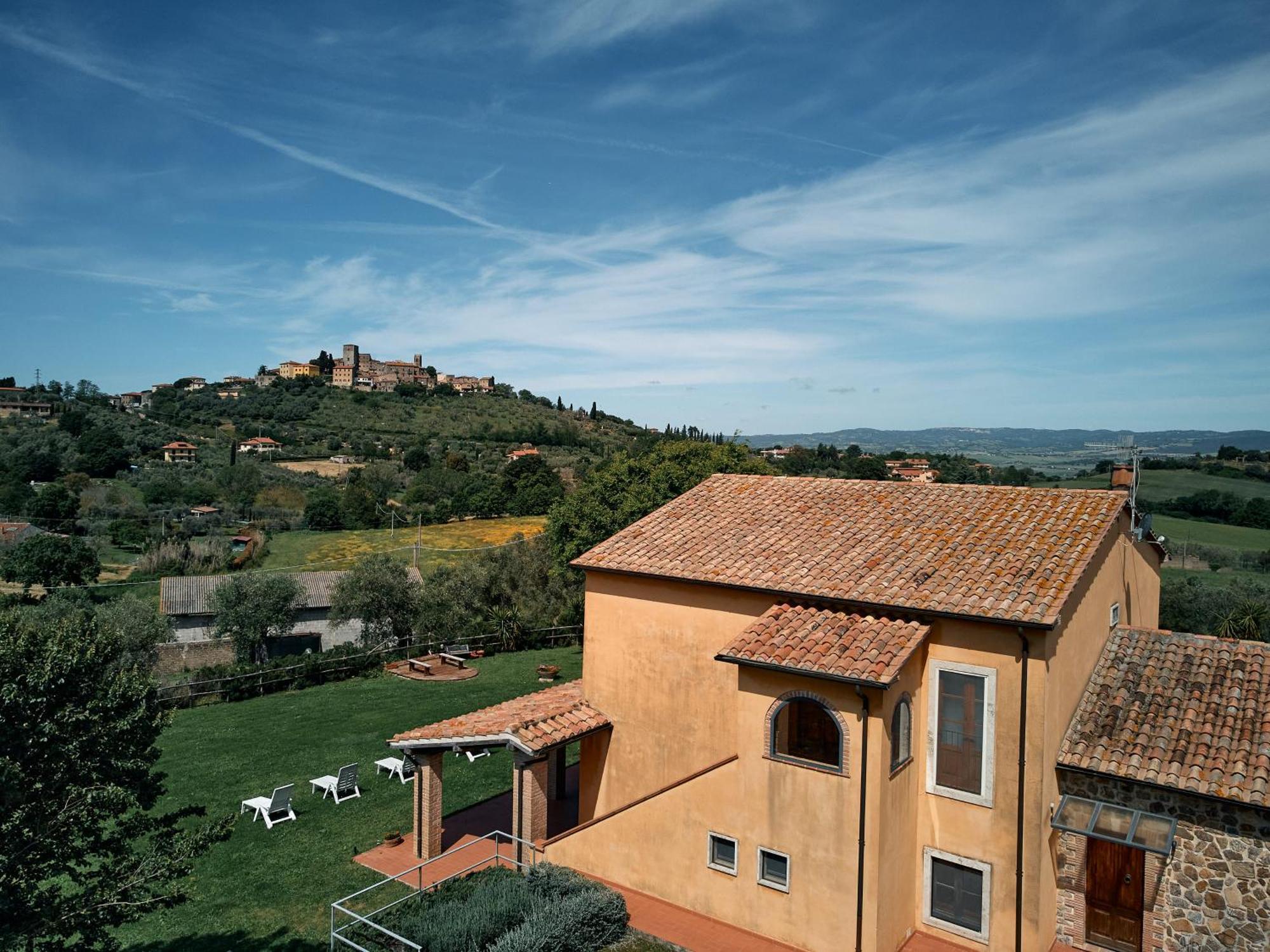 8380 Agriturismo Il Saragiolo 曼恰诺 外观 照片