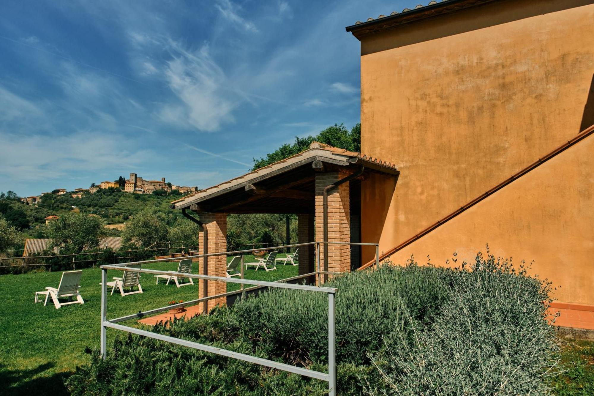 8380 Agriturismo Il Saragiolo 曼恰诺 外观 照片